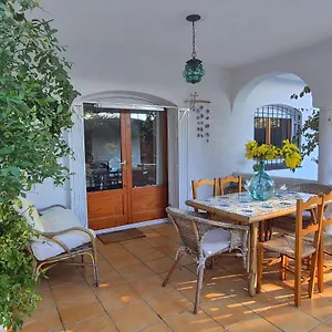 https://casa-buganvilla.catalonia-hotels.com